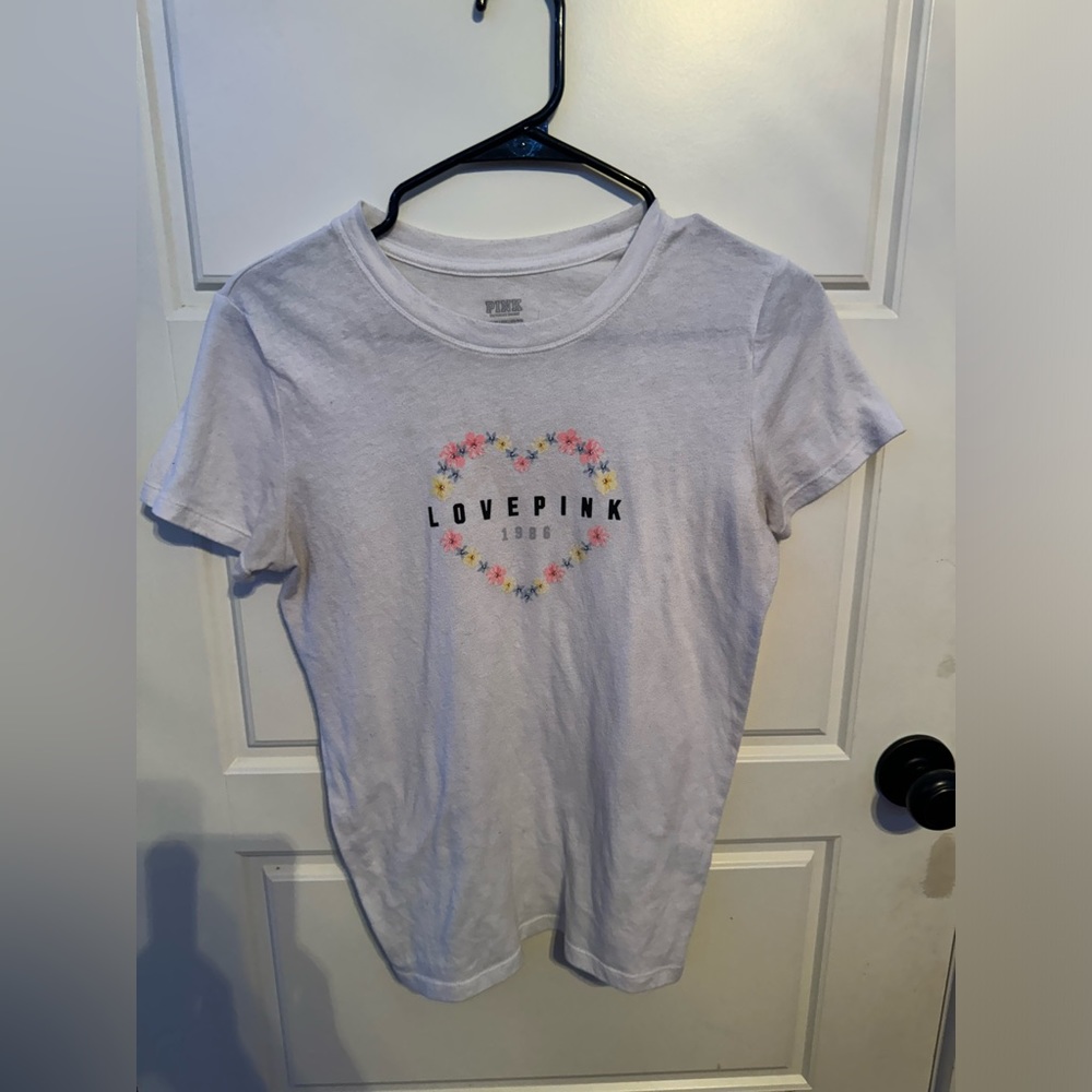White top from pink